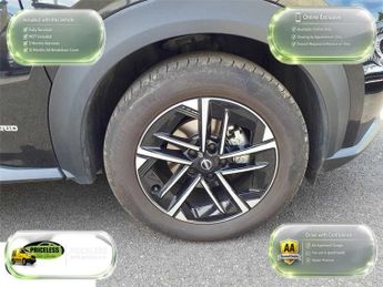 NISSAN JUKE AUTOMATIC 1.6 N-Connecta SUV 5dr Petrol Hybrid Auto Euro 6 (143 