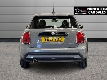 MINI HATCH 1.5 Cooper Classic Hatchback 5dr Petrol Steptronic Euro 6 (s/s) 