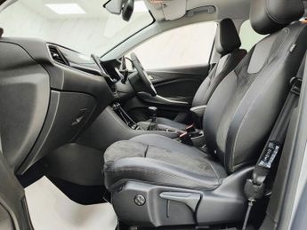 VAUXHALL GRANDLAND X 1.2 Turbo Ultimate SUV 5dr Petrol Manual Euro 6 (s/s) (130 ps)