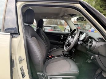 MINI HATCH 1.5 Cooper Hatchback 5dr Petrol Steptronic Euro 6 (s/s) (136 ps)