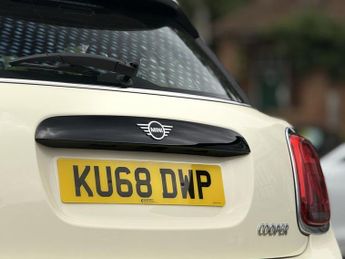 MINI HATCH 1.5 Cooper Hatchback 5dr Petrol Steptronic Euro 6 (s/s) (136 ps)