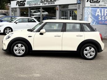 MINI HATCH 1.5 Cooper Hatchback 5dr Petrol Steptronic Euro 6 (s/s) (136 ps)