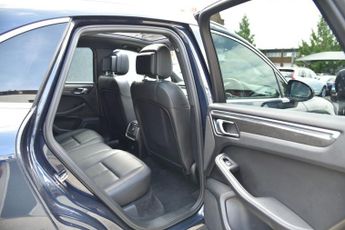PORSCHE MACAN 3.0T V6 S SUV 5dr Petrol PDK 4WD Euro 6 (s/s) (354 ps)