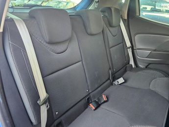 RENAULT CLIO AUTOMATIC 1.2 TCe GT Line Hatchback 5dr Petrol EDC Euro 5 (120 p