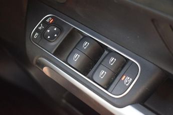 MERCEDES-BENZ EQB EQB 300 66.5kWh AMG Line SUV 5dr Electric Auto 4MATIC (228 ps)