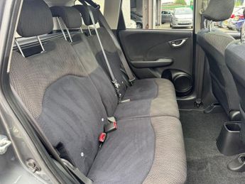 HONDA JAZZ 1.4 i-VTEC EX Hatchback 5dr Petrol CVT Euro 5 (99 ps)
