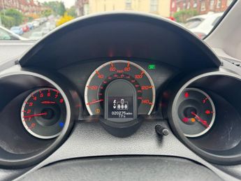 HONDA JAZZ 1.4 i-VTEC EX Hatchback 5dr Petrol CVT Euro 5 (99 ps)