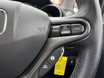 HONDA JAZZ 1.4 i-VTEC EX Hatchback 5dr Petrol CVT Euro 5 (99 ps)