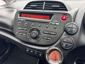 HONDA JAZZ 1.4 i-VTEC EX Hatchback 5dr Petrol CVT Euro 5 (99 ps)