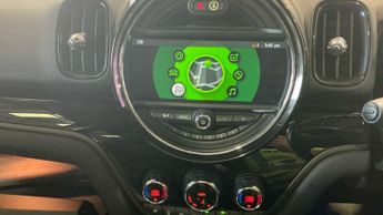 MINI COUNTRYMAN 1.5 7.6kWh Cooper SE SUV 5dr Petrol Plug-in Hybrid Auto ALL4 Eur