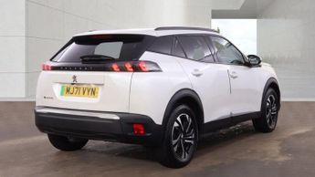 PEUGEOT E-2008 50kWh Allure Premium SUV 5dr Electric Auto (136 ps)