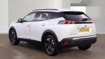 PEUGEOT E-2008 50kWh Allure Premium SUV 5dr Electric Auto (136 ps)