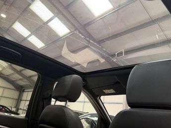 LAND ROVER DISCOVERY SPORT 2.0 TD4 Landmark SUV 5dr Diesel Auto 4WD Euro 6 (s/s) (180 ps)