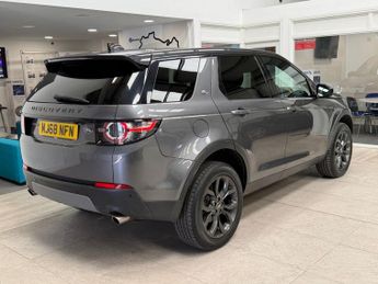 LAND ROVER DISCOVERY SPORT 2.0 TD4 Landmark SUV 5dr Diesel Auto 4WD Euro 6 (s/s) (180 ps)