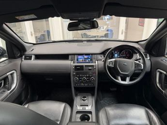 LAND ROVER DISCOVERY SPORT 2.0 TD4 Landmark SUV 5dr Diesel Auto 4WD Euro 6 (s/s) (180 ps)
