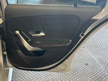 MERCEDES-BENZ A CLASS 1.5 A180d AMG Line Hatchback 5dr Diesel 7G-DCT Euro 6 (s/s) (116