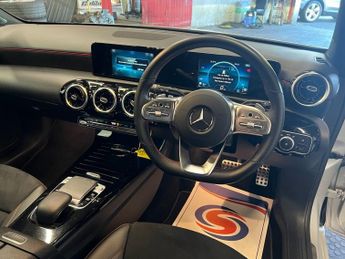 MERCEDES-BENZ A CLASS 1.5 A180d AMG Line Hatchback 5dr Diesel 7G-DCT Euro 6 (s/s) (116