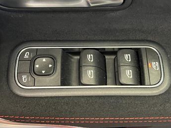 MERCEDES-BENZ A CLASS 1.5 A180d AMG Line Hatchback 5dr Diesel 7G-DCT Euro 6 (s/s) (116