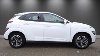 HYUNDAI KONA 64kWh Ultimate SUV 5dr Electric Auto (10.5kW Charger) (204 ps)