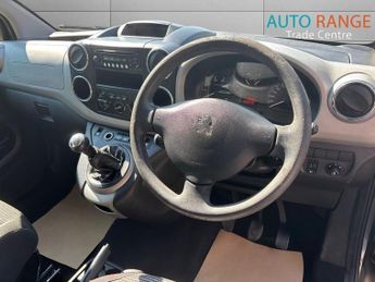PEUGEOT PARTNER TEPEE 1.6 HDi 8v Tepee Outdoor MPV 5dr Diesel Manual (139 g/km, 112 bh