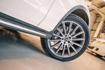 MERCEDES-BENZ GLC 2.1 GLC250d AMG Line (Premium) SUV 5dr Diesel G-Tronic+ 4MATIC E