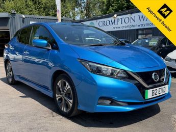 NISSAN LEAF 40kWh N-Connecta Hatchback 5dr Electric Auto (150 ps)