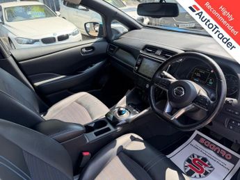 NISSAN LEAF 40kWh N-Connecta Hatchback 5dr Electric Auto (150 ps)