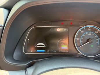 NISSAN LEAF 40kWh N-Connecta Hatchback 5dr Electric Auto (150 ps)