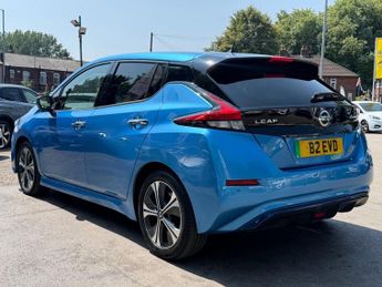 NISSAN LEAF 40kWh N-Connecta Hatchback 5dr Electric Auto (150 ps)
