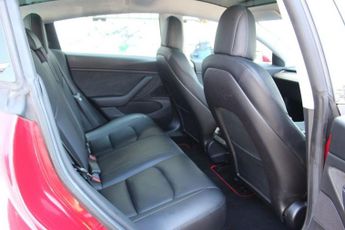 TESLA Model 3 Standard Range Plus Saloon 4dr Electric Auto RWD (241 bhp)
