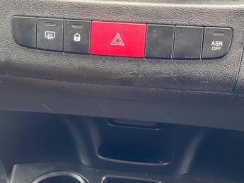 PEUGEOT BOXER 2.0 BlueHDi 333 Professional Panel Van 5dr Diesel Manual L1 H1 E
