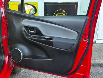TOYOTA YARIS 1.5 VVT-h Icon Hatchback 5dr Petrol Hybrid E-CVT Euro 6 (101 ps)