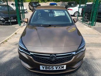 VAUXHALL ASTRA 1.6 CDTi BlueInjection Elite Nav Hatchback 5dr Diesel Auto Euro 