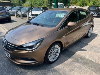 VAUXHALL ASTRA 1.6 CDTi BlueInjection Elite Nav Hatchback 5dr Diesel Auto Euro 