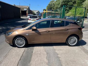 VAUXHALL ASTRA 1.6 CDTi BlueInjection Elite Nav Hatchback 5dr Diesel Auto Euro 