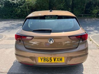 VAUXHALL ASTRA 1.6 CDTi BlueInjection Elite Nav Hatchback 5dr Diesel Auto Euro 