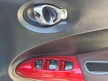 NISSAN JUKE 1.6 Acenta Premium SUV 5dr Petrol XTRON Euro 6 (117 ps)
