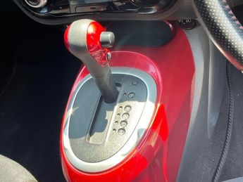 NISSAN JUKE 1.6 Acenta Premium SUV 5dr Petrol XTRON Euro 6 (117 ps)