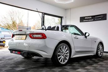 FIAT 124 SPIDER 1.4 MultiAir Lusso Plus Convertible 2dr Petrol Euro 6 (140 ps)