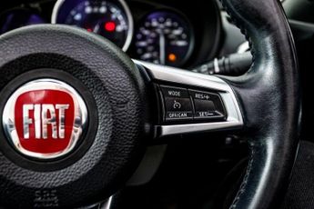 FIAT 124 SPIDER 1.4 MultiAir Lusso Plus Convertible 2dr Petrol Euro 6 (140 ps)