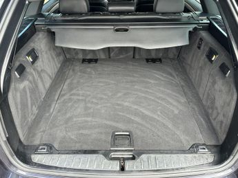 BMW 5 SERIES 3.0 535d M Sport Touring 5dr Diesel Auto Euro 6 (s/s) (313 ps)