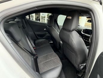 VAUXHALL MOKKA ELECTRIC 50kWh Ultimate SUV 5dr Electric Auto (136 ps)
