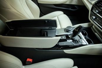 BMW 5 SERIES 2.0 520d M Sport Saloon 4dr Diesel Auto Euro 6 (s/s) (190 ps)