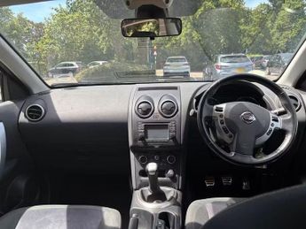 NISSAN QASHQAI 1.6 n-tec+ SUV 5dr Petrol Manual 2WD Euro 5 (117 ps)