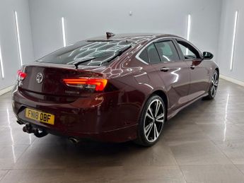 VAUXHALL INSIGNIA 2.0i Turbo Elite Nav Grand Sport 5dr Petrol Automatic 4WD Euro 6