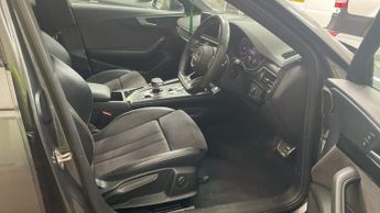 AUDI A4 2.0 TFSI 40 Black Edition Saloon 4dr Petrol S Tronic Euro 6 (s/s