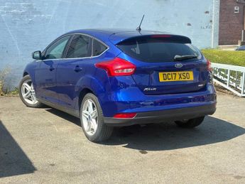 FORD FOCUS 1.0T EcoBoost Zetec Edition Hatchback 5dr Petrol Manual Euro 6 (