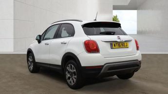 FIAT 500X 1.6 MultiJetII Cross SUV 5dr Diesel Manual Euro 6 (s/s) (120 ps)