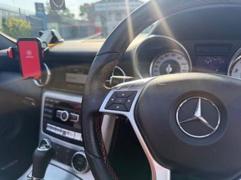 MERCEDES-BENZ SLK 1.8 SLK200 BlueEfficiency AMG Sport Convertible 2dr Petrol G-Tro