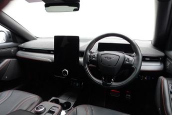 FORD MUSTANG MACH-E Extended Range 91kWh SUV 5dr Electric Automatic AWD (351 ps)